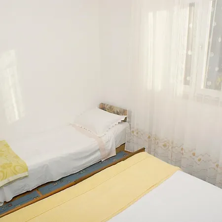With A Parking Space Mirca, Brac - 730 Appartement *