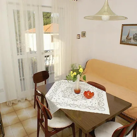 With A Parking Space Mirca, Brac - 730 Supetar
