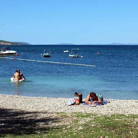 With A Parking Space Mirca, Brac - 730 Appartement Supetar