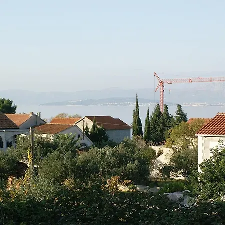 With A Parking Space Mirca, Brac - 730 Appartement