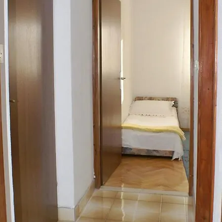 With A Parking Space Mirca, Brac - 730 Appartement *